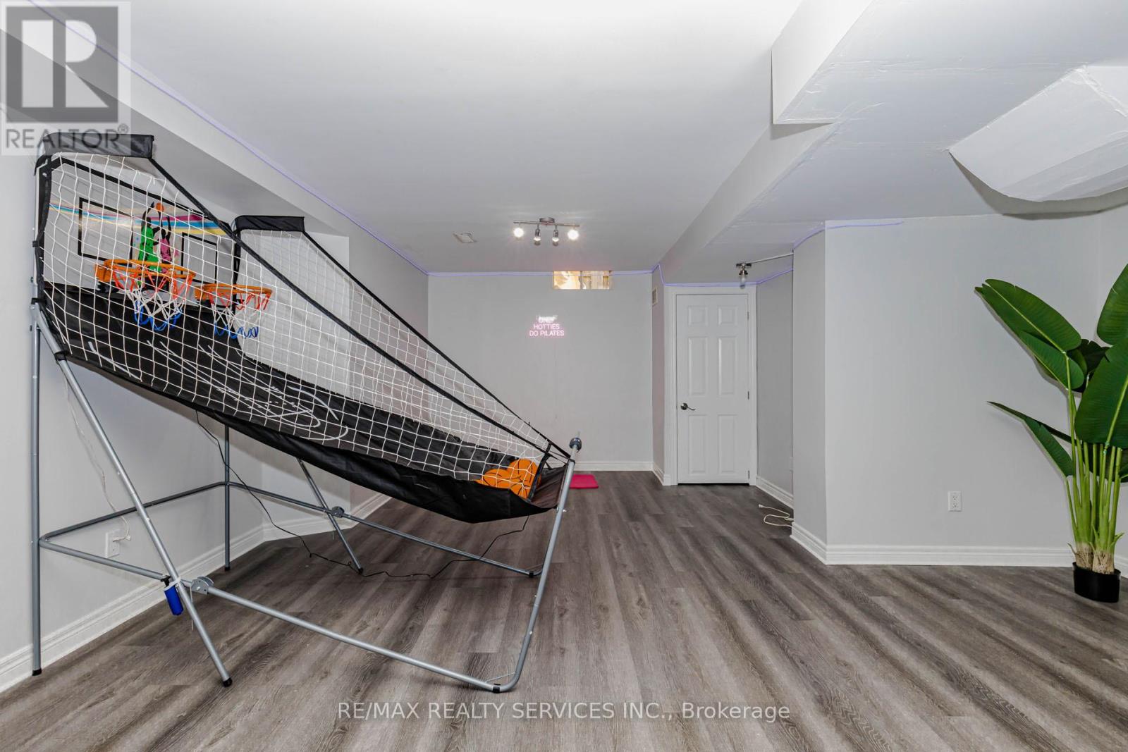 7009 Kalar Road, Niagara Falls, Ontario  L2H 3J6 - Photo 41 - X13177066