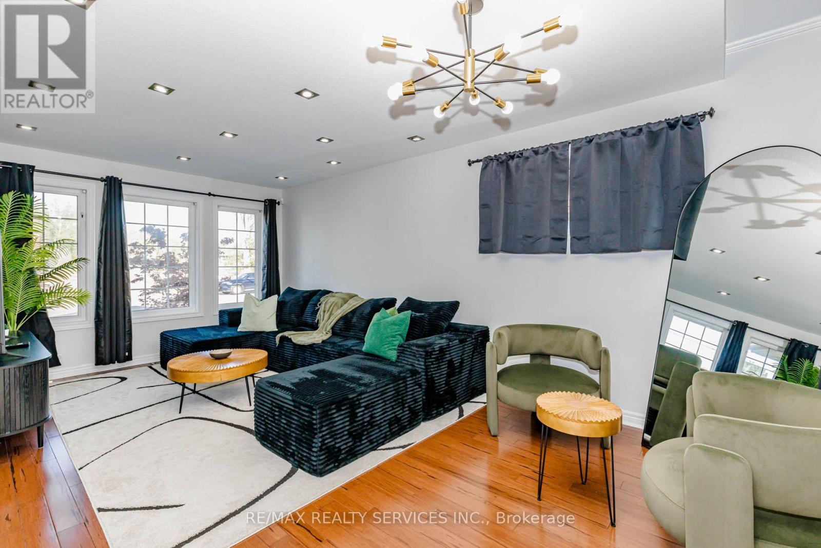 7009 Kalar Road, Niagara Falls, Ontario  L2H 3J6 - Photo 5 - X13177066