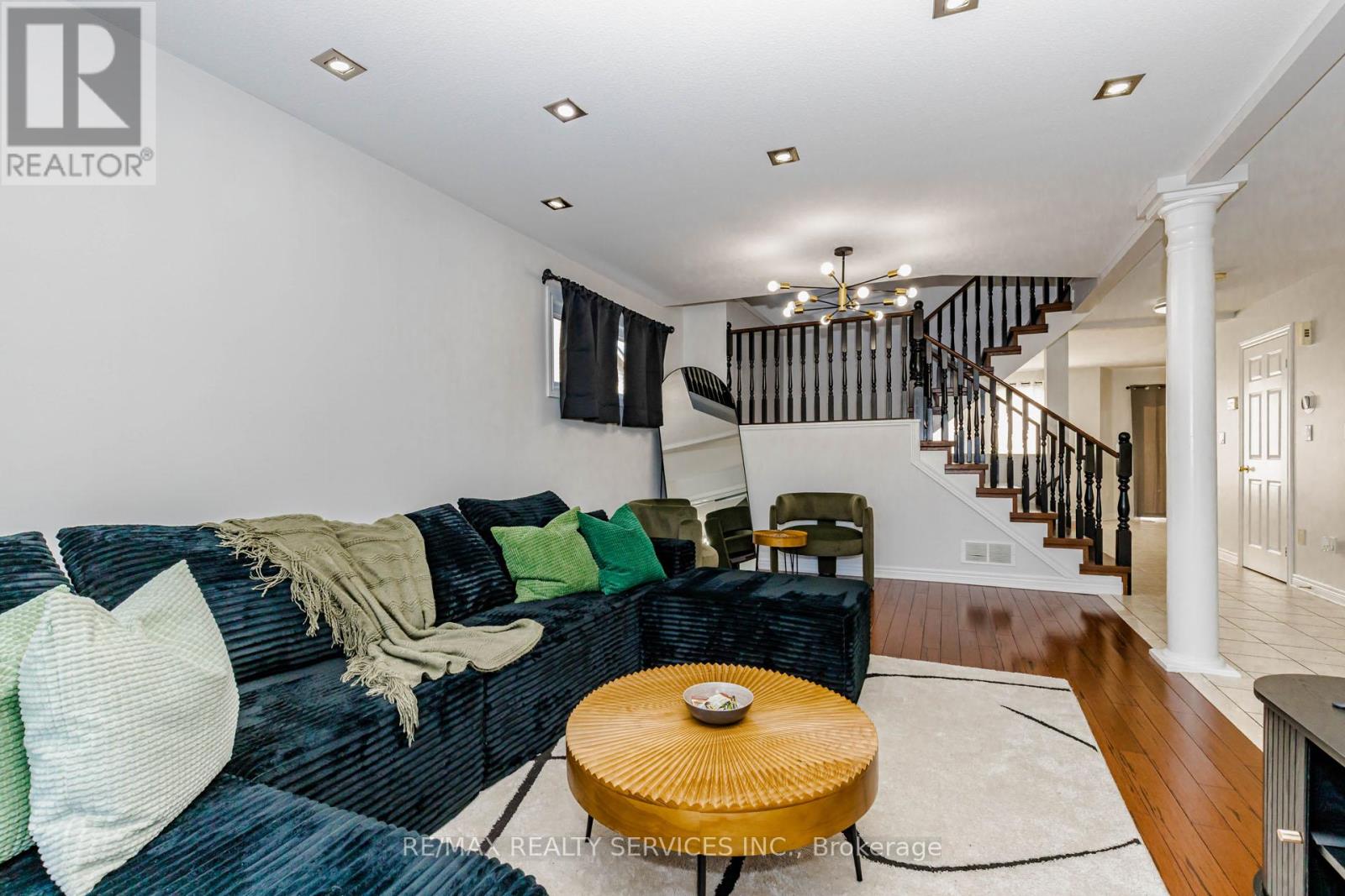 7009 Kalar Road, Niagara Falls, Ontario  L2H 3J6 - Photo 6 - X13177066