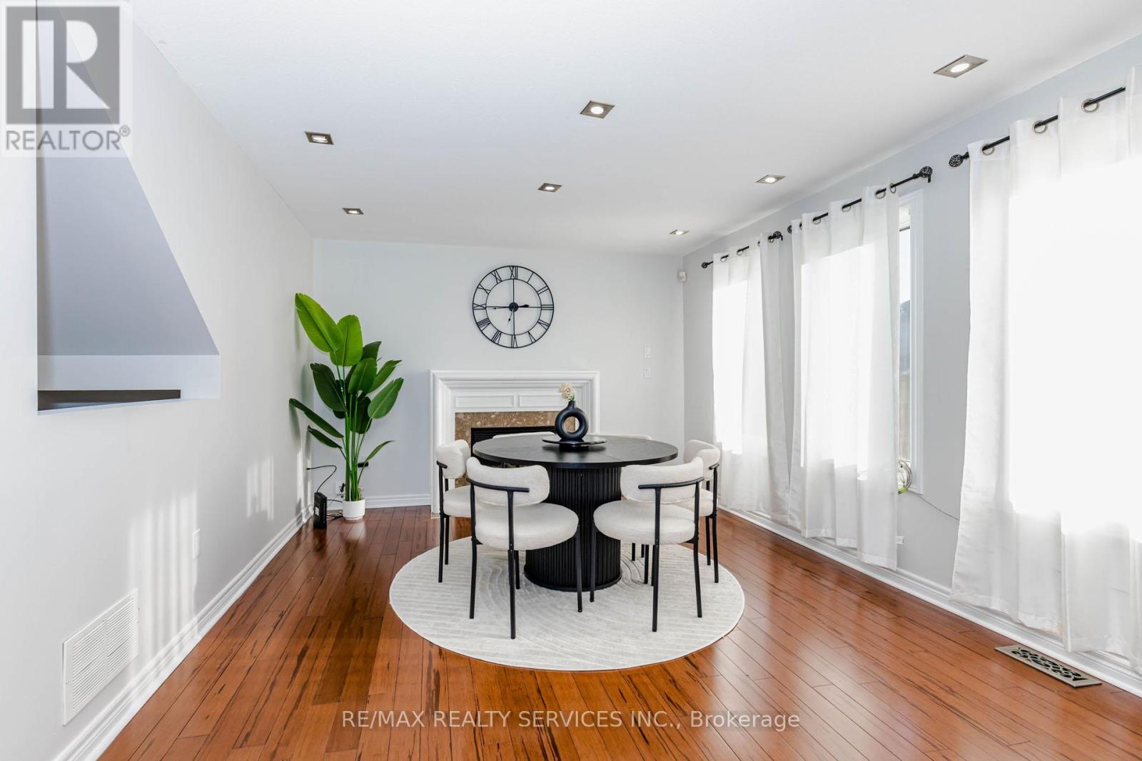 7009 Kalar Road, Niagara Falls, Ontario  L2H 3J6 - Photo 8 - X13177066