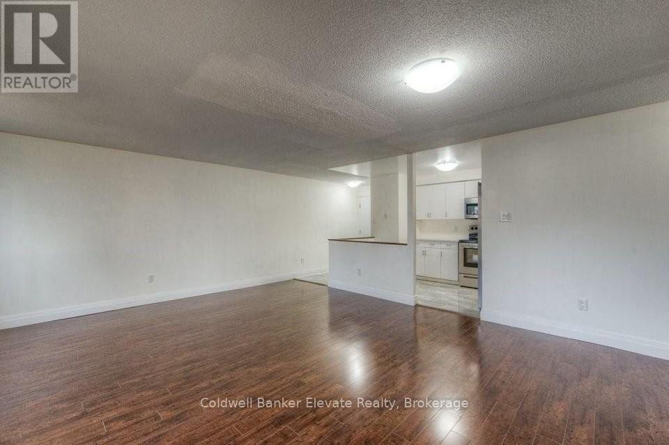 209 - 275 Eiwo Court, Waterloo, Ontario  N2K 2M8 - Photo 3 - X13177076