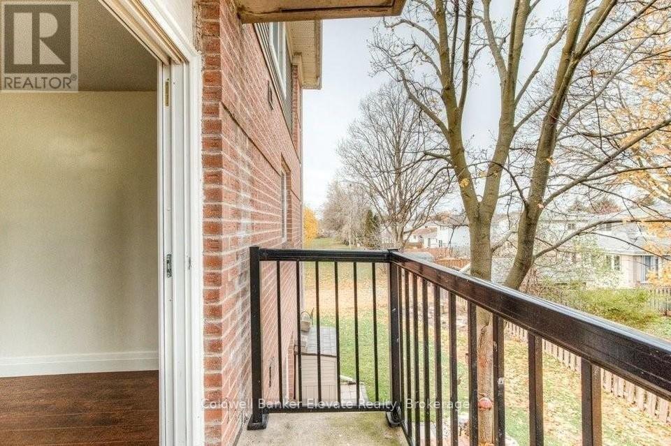 209 - 275 Eiwo Court, Waterloo, Ontario  N2K 2M8 - Photo 5 - X13177076