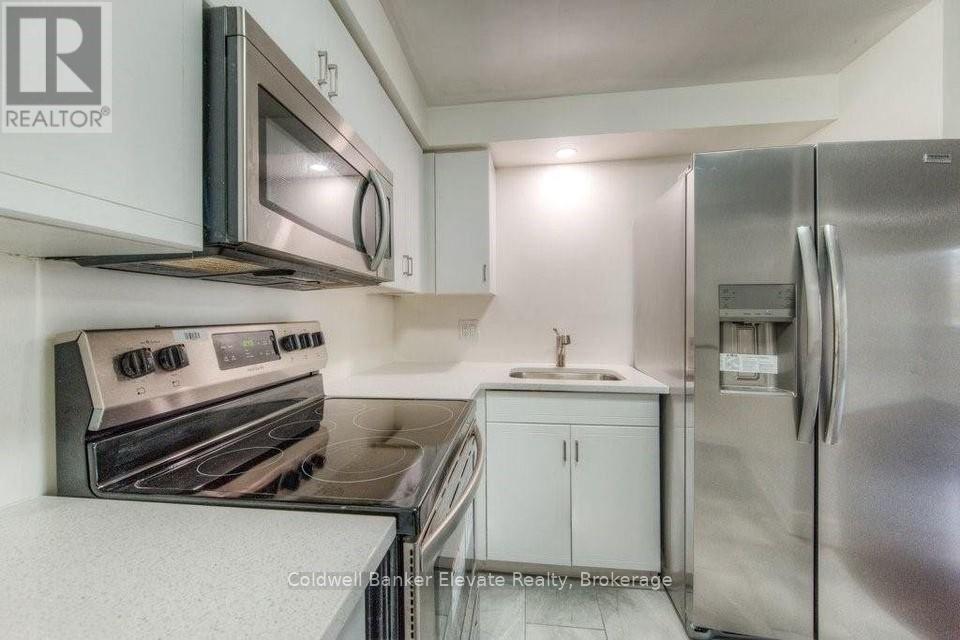209 - 275 Eiwo Court, Waterloo, Ontario  N2K 2M8 - Photo 7 - X13177076