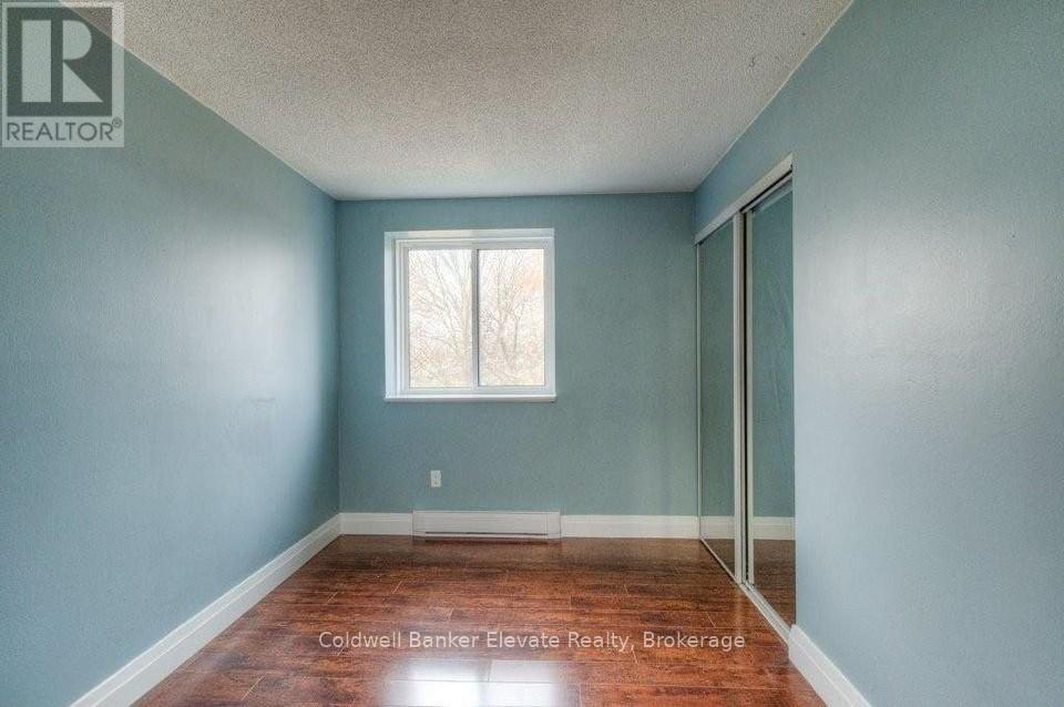 209 - 275 Eiwo Court, Waterloo, Ontario  N2K 2M8 - Photo 9 - X13177076
