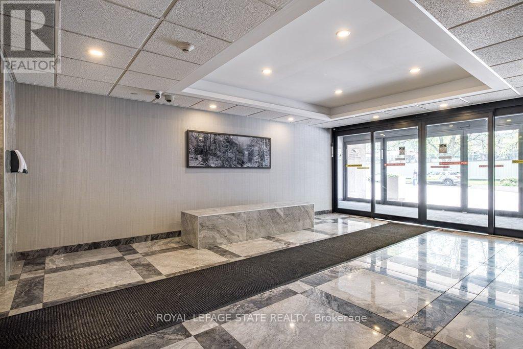 701 - 120 Duke Street, Hamilton, Ontario  L8P 4T1 - Photo 2 - X13177080