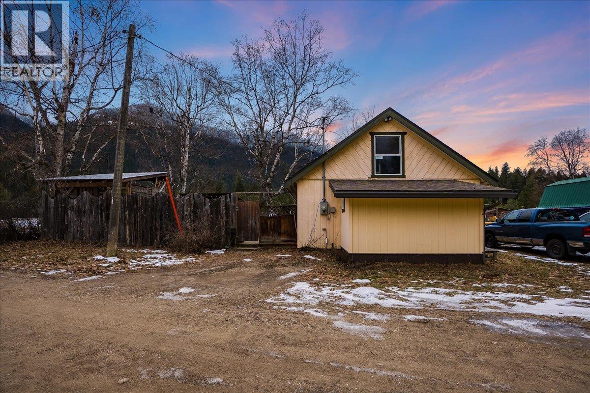 3918 Passmore Upper Road, Passmore, British Columbia  V0G 2J0 - Photo 50 - 10388802