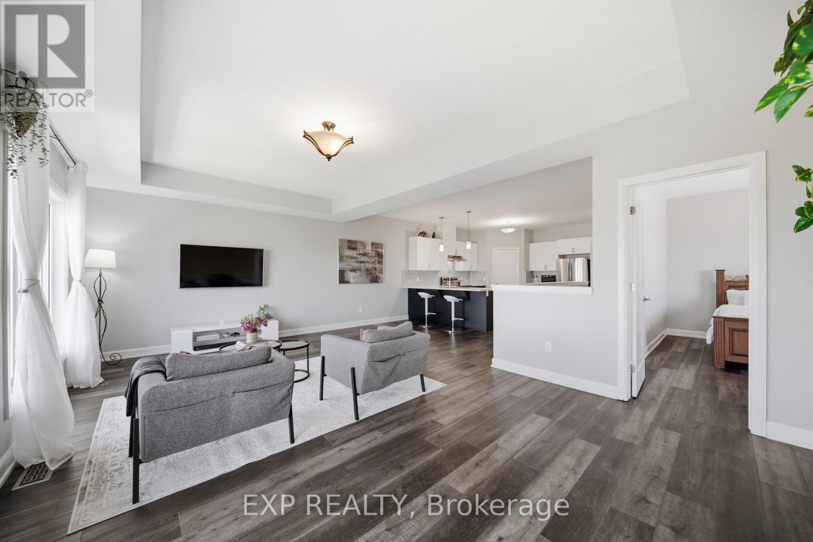 451 Lancaster Lane, North Dundas, Ontario  K0C 2K0 - Photo 12 - X13177150