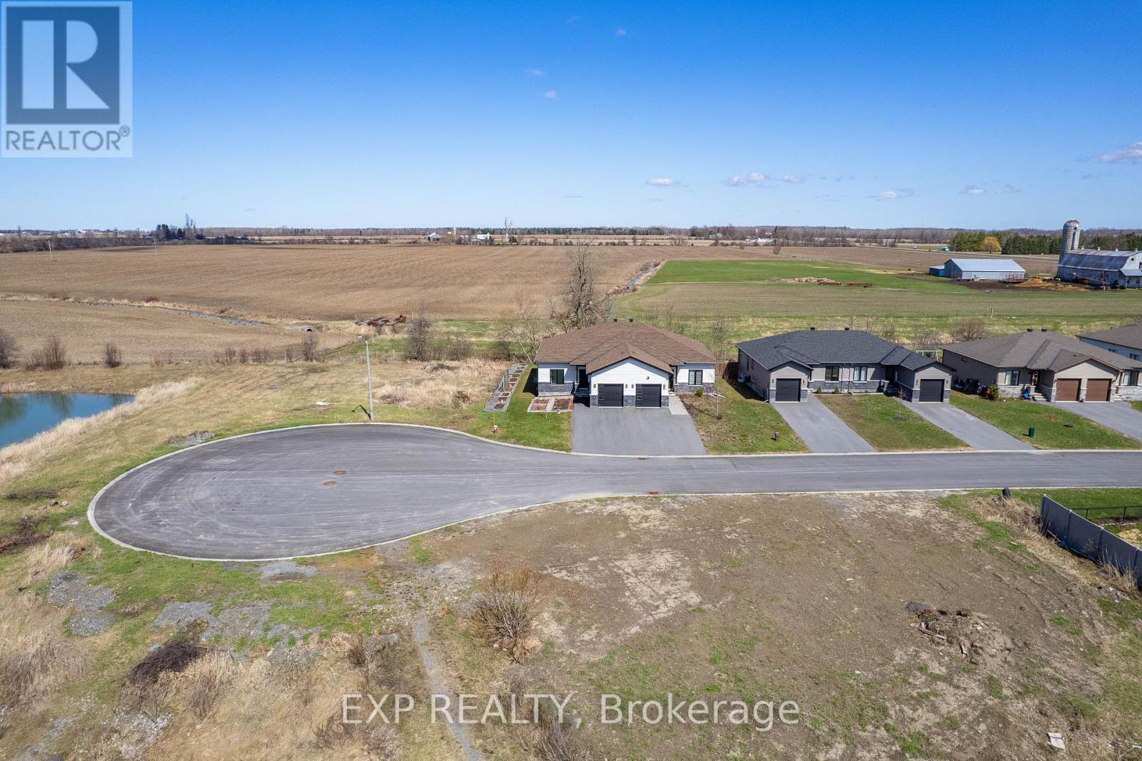 451 Lancaster Lane, North Dundas, Ontario  K0C 2K0 - Photo 38 - X13177150