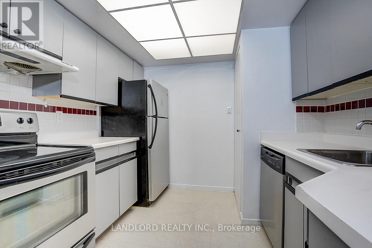 907 - 1001 BAY STREET, Toronto, Ontario
