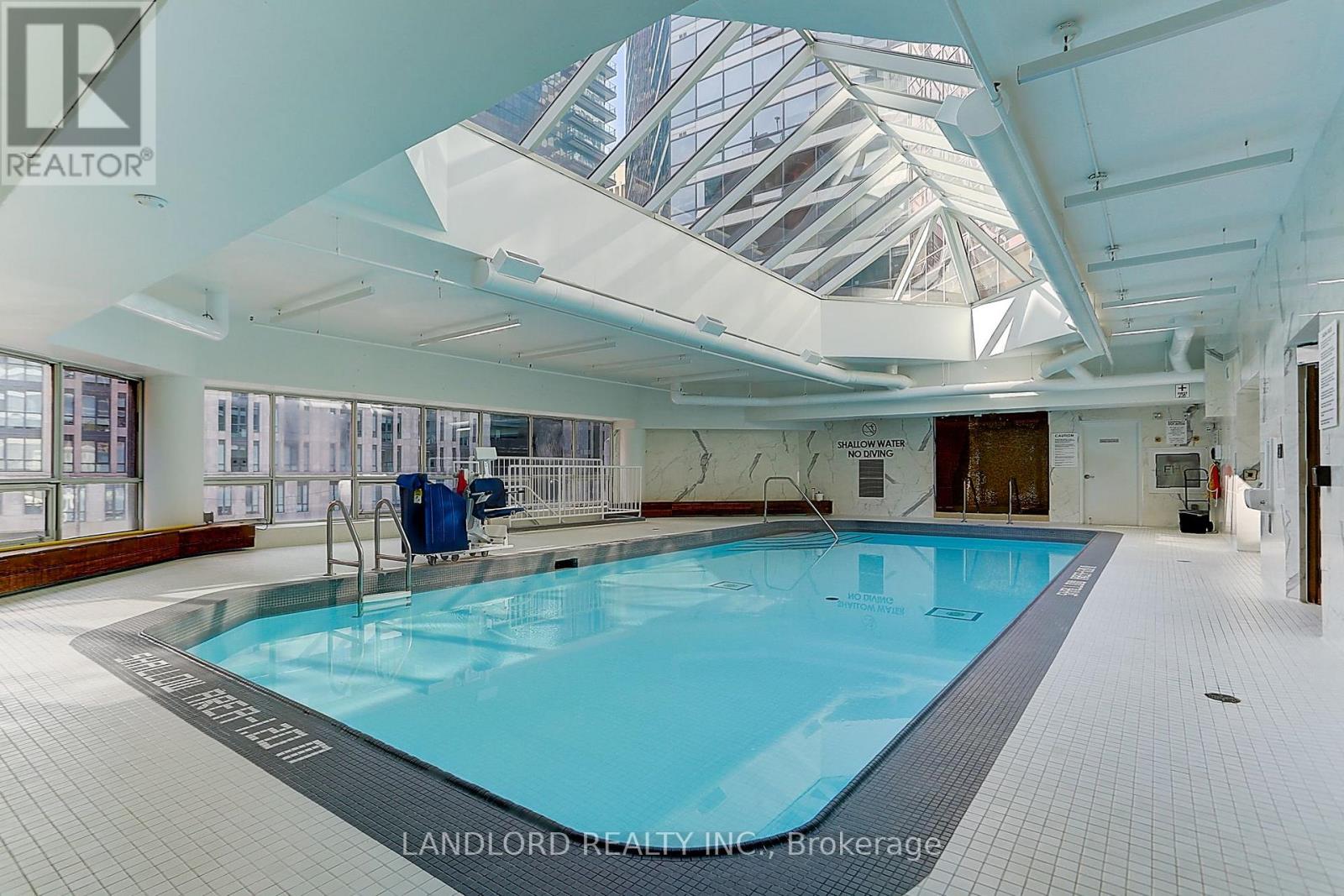 907 - 1001 Bay Street, Toronto, Ontario  M5S 3A6 - Photo 45 - C13163890