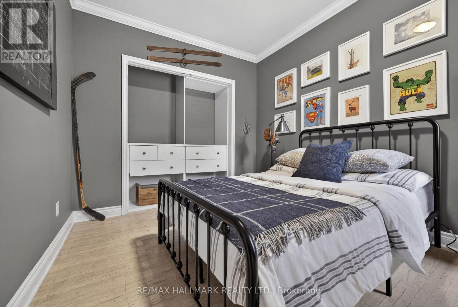 75 Tiverton Avenue, Toronto, Ontario  M4M 2M1 - Photo 18 - E13176582