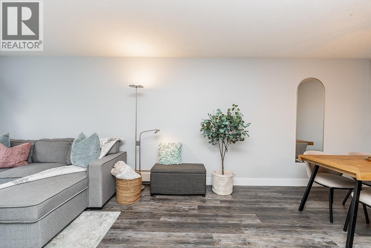 211 236 W 2nd Street, North Vancouver, British Columbia  V7M 1C6 - Photo 17 - R3128175