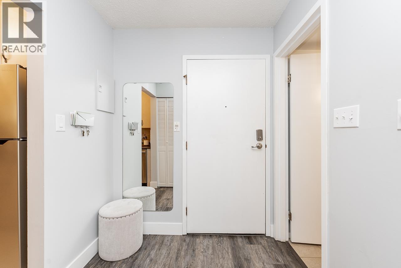 211 236 W 2nd Street, North Vancouver, British Columbia  V7M 1C6 - Photo 5 - R3128175
