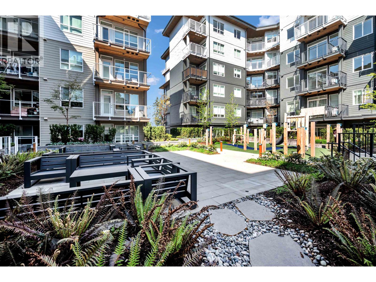 417 723 Grover Avenue, Coquitlam, British Columbia  V3J 0L9 - Photo 20 - R3128200