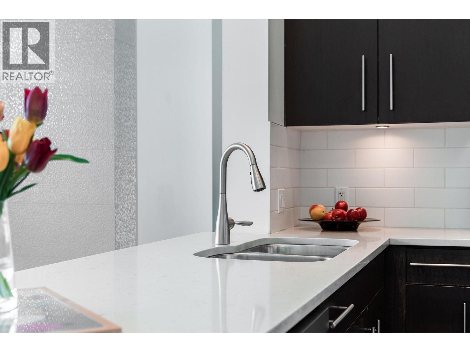 304 2108 W 12th Avenue, Vancouver, British Columbia  V6K 2N2 - Photo 11 - R3128208