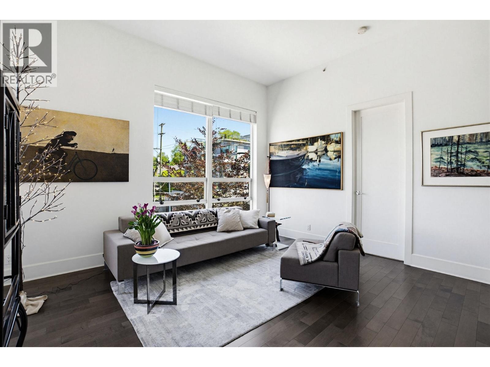 304 2108 W 12th Avenue, Vancouver, British Columbia  V6K 2N2 - Photo 2 - R3128208