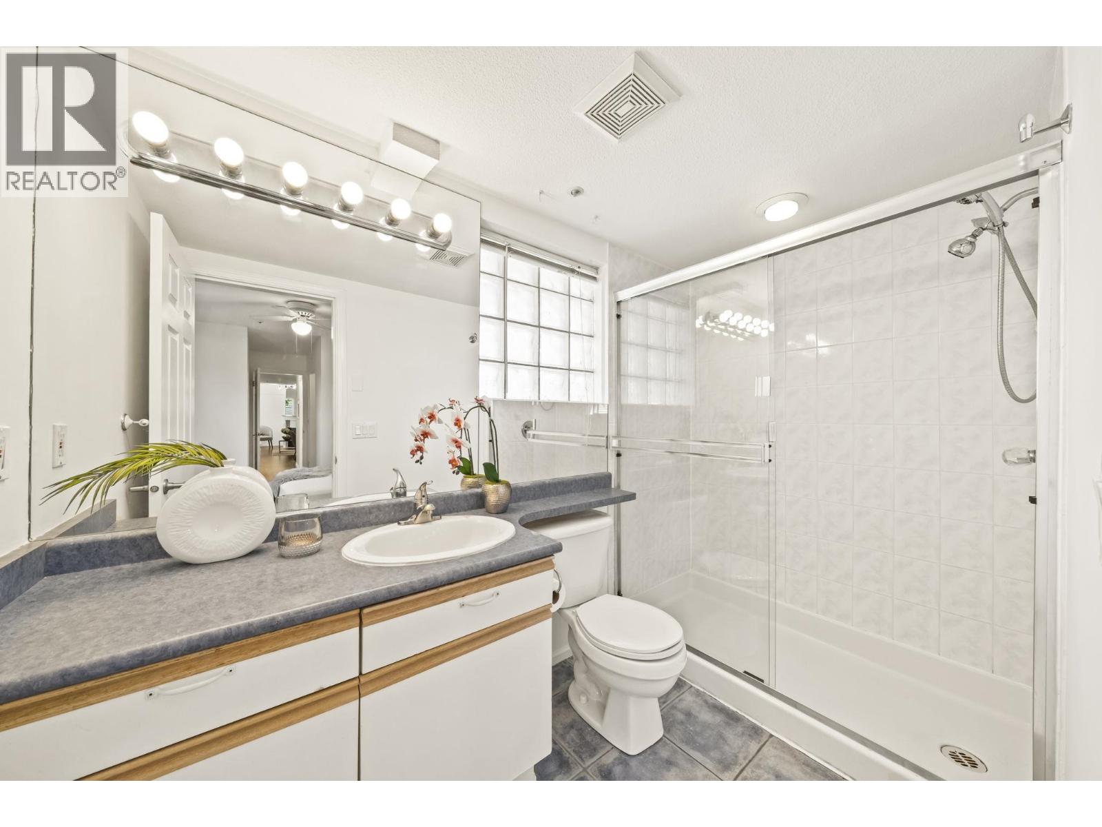 302 1406 W 73rd Avenue, Vancouver, British Columbia  V6P 3E8 - Photo 23 - R3128229