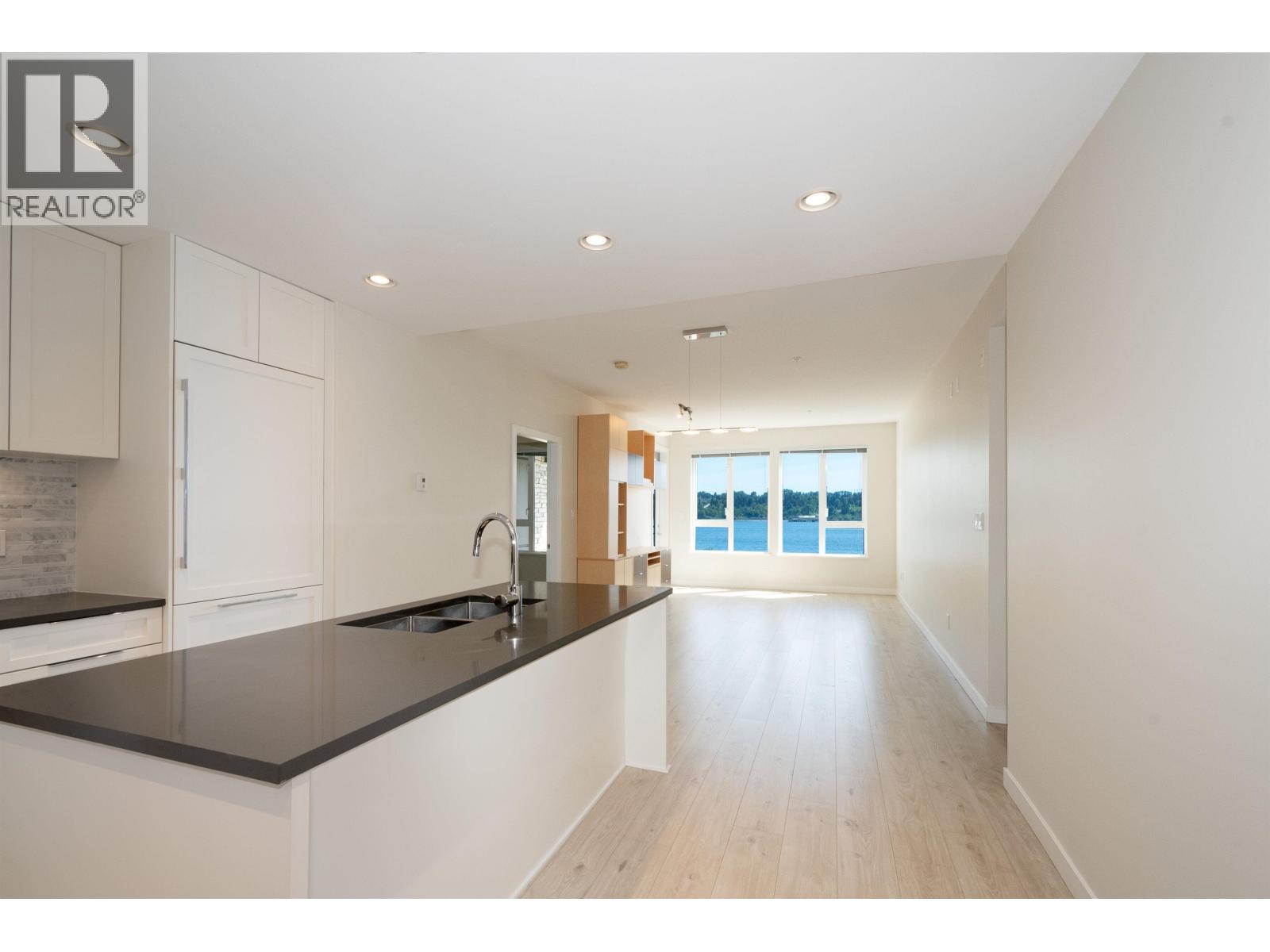 306 3873 Cates Landing Way, North Vancouver, British Columbia  V7G 0A6 - Photo 7 - R3128231