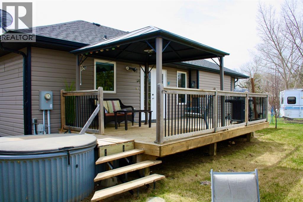 #37 Ball Place, Neilburg, Saskatchewan  S0M 2C0 - Photo 43 - A2311516