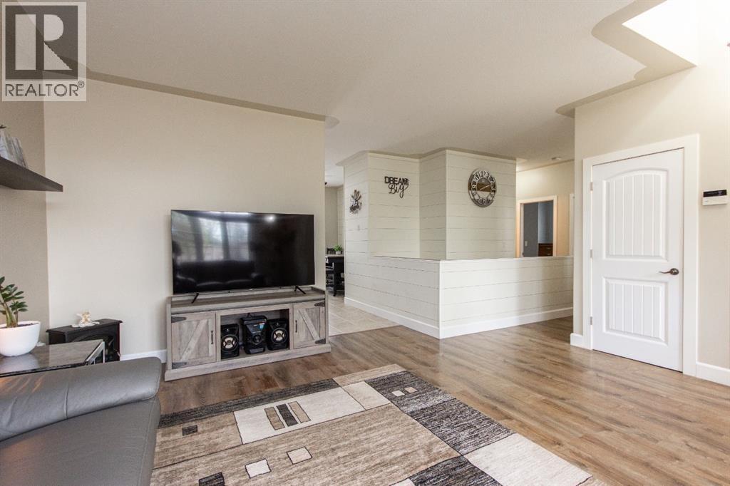 57 Lagrange Crescent, Red Deer, Alberta  T4R 3K2 - Photo 4 - A2310845
