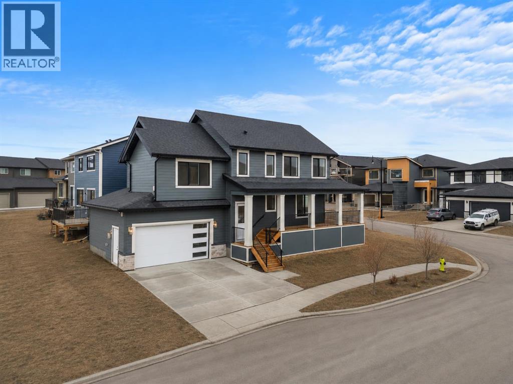 28 Sunvalley View, Cochrane, Alberta  T4C 0X8 - Photo 48 - A2310639
