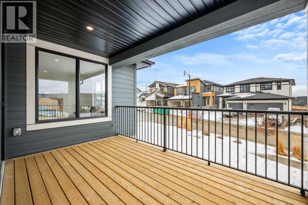 28 Sunvalley View, Cochrane, Alberta  T4C 0X8 - Photo 46 - A2310639