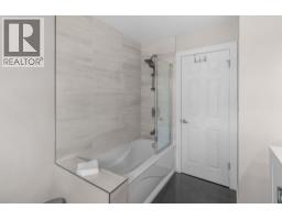 449 Barkley Road, Kelowna, British Columbia  V1W 1E4 - Photo 11 - 10389000