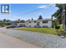449 Barkley Road, Kelowna, British Columbia  V1W 1E4 - Photo 3 - 10389000