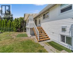 449 Barkley Road, Kelowna, British Columbia  V1W 1E4 - Photo 28 - 10389000