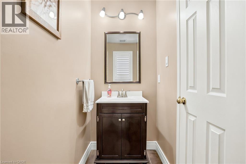 2215 Cleaver Avenue Unit# 16, Burlington, Ontario  L7M 4C5 - Photo 11 - 40833669