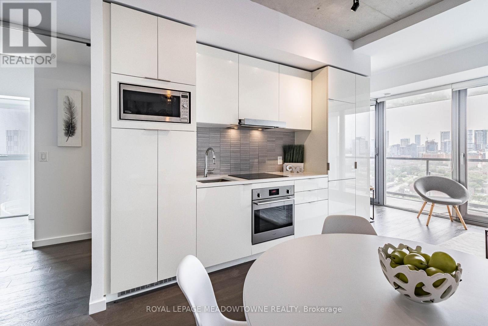 1902 - 170 Bayview Avenue, Toronto, Ontario  M5A 0M4 - Photo 19 - C13177122