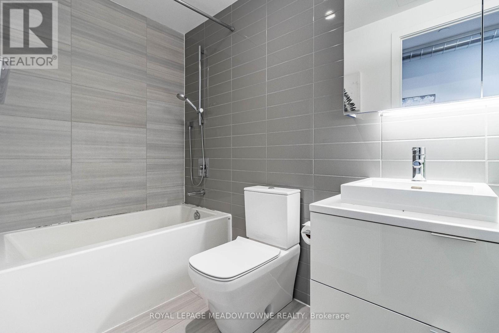 1902 - 170 Bayview Avenue, Toronto, Ontario  M5A 0M4 - Photo 26 - C13177122