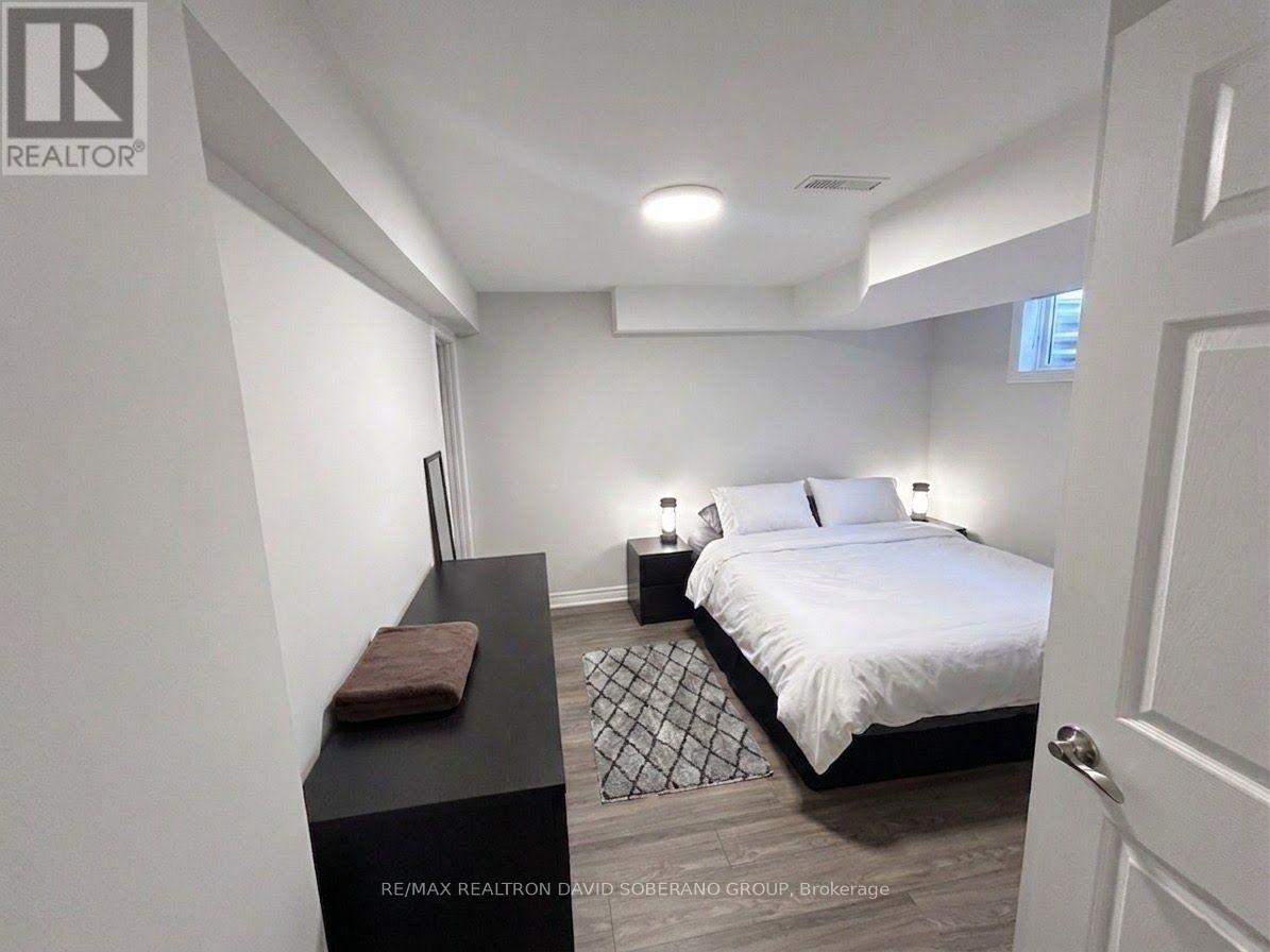 35 Bainbridge Avenue, Toronto, Ontario  M3H 2J8 - Photo 21 - C13177184