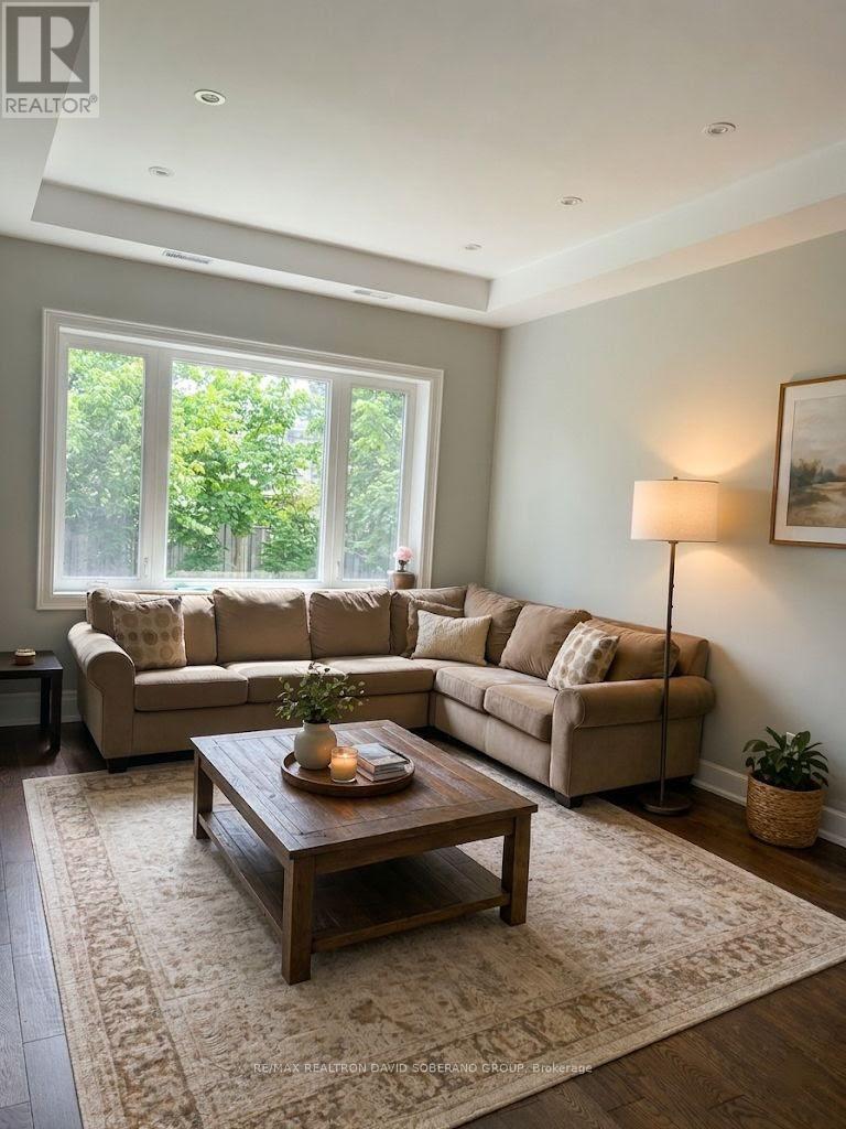 35 Bainbridge Avenue, Toronto, Ontario  M3H 2J8 - Photo 7 - C13177184