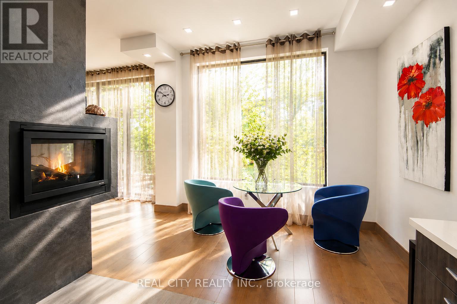 662 Byngmount Avenue, Mississauga, Ontario  L5G 1R4 - Photo 11 - W12786650