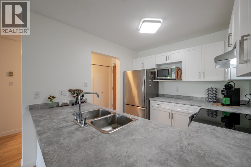 416 1220 Lasalle Place, Coquitlam, British Columbia  V3B 7L6 - Photo 3 - R3127782