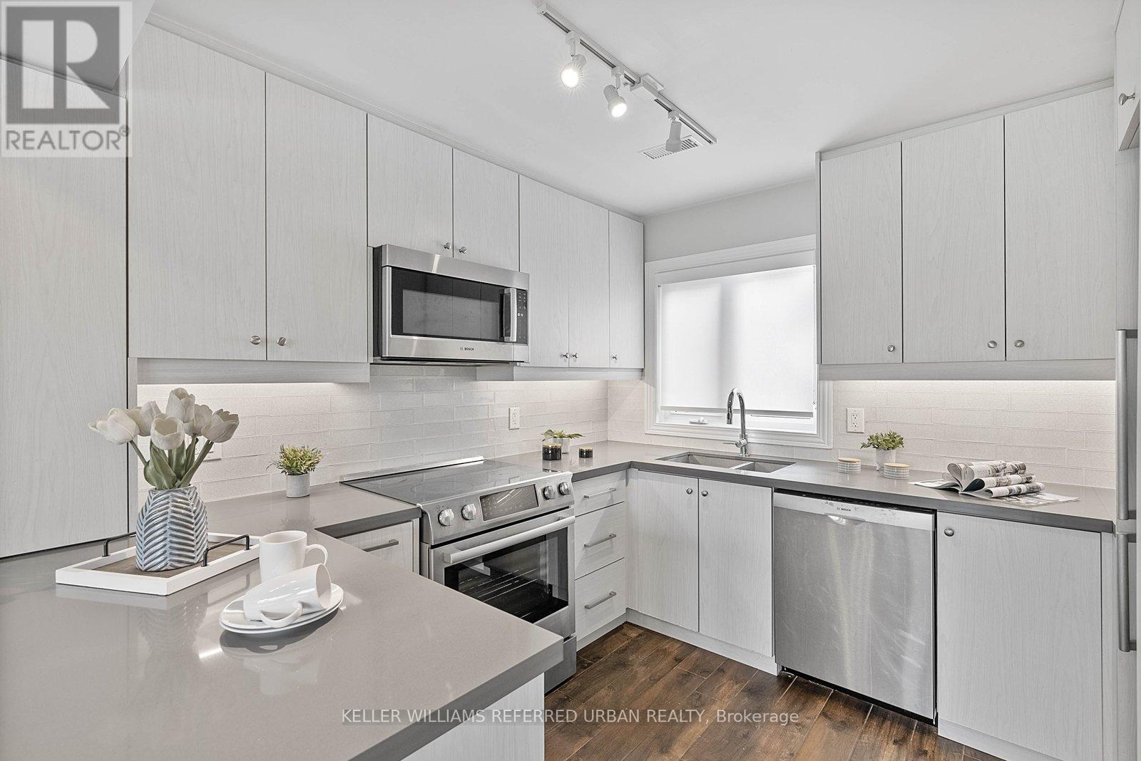 4 - 2 Withrow Avenue, Toronto, Ontario  M4K 1C9 - Photo 13 - E13177200
