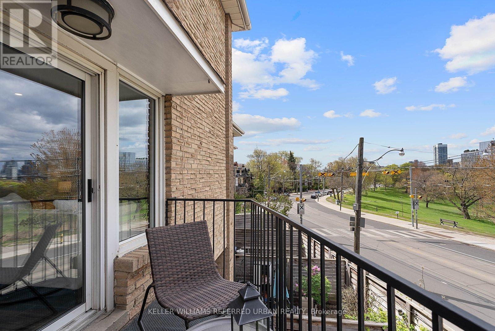 4 - 2 Withrow Avenue, Toronto, Ontario  M4K 1C9 - Photo 27 - E13177200