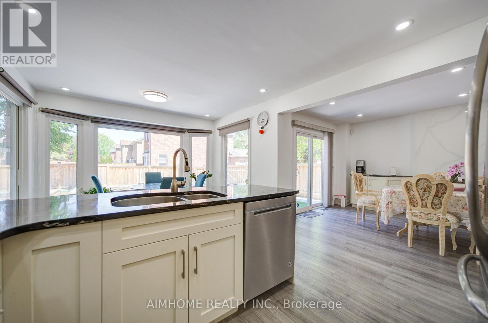 17 Garnish Green Main, Markham, Ontario  L3P 4P4 - Photo 14 - N13177102