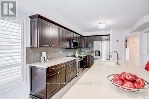 1193 Knight Trail, Milton, Ontario  L9T 5R9 - Photo 7 - W13177090