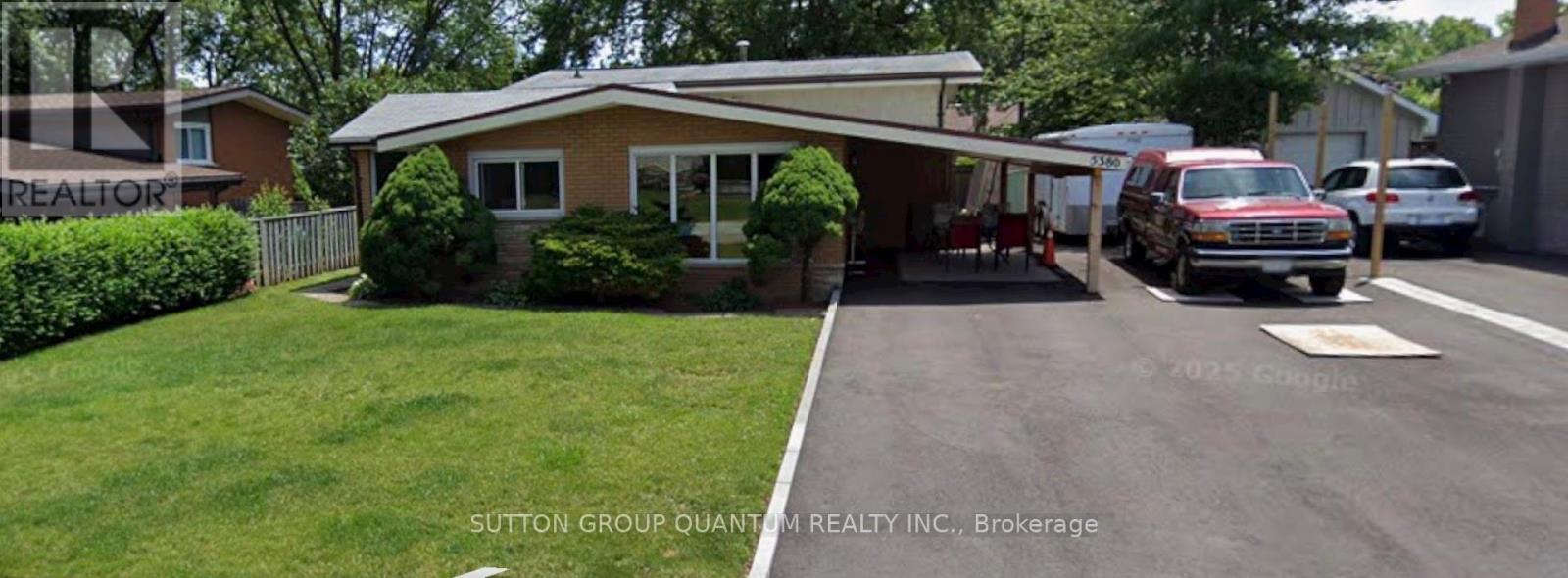 5380 Mericourt Road, Burlington, Ontario  L7L 3R6 - Photo 1 - W13177116