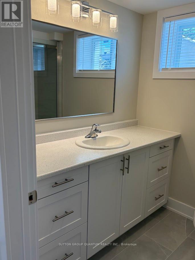 5380 Mericourt Road, Burlington, Ontario  L7L 3R6 - Photo 3 - W13177116