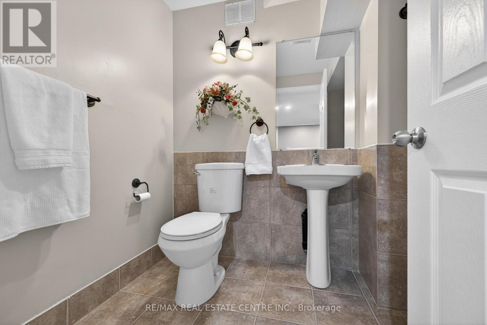 1022 Laidlaw Drive, Milton, Ontario  L9T 6R9 - Photo 42 - W13177118