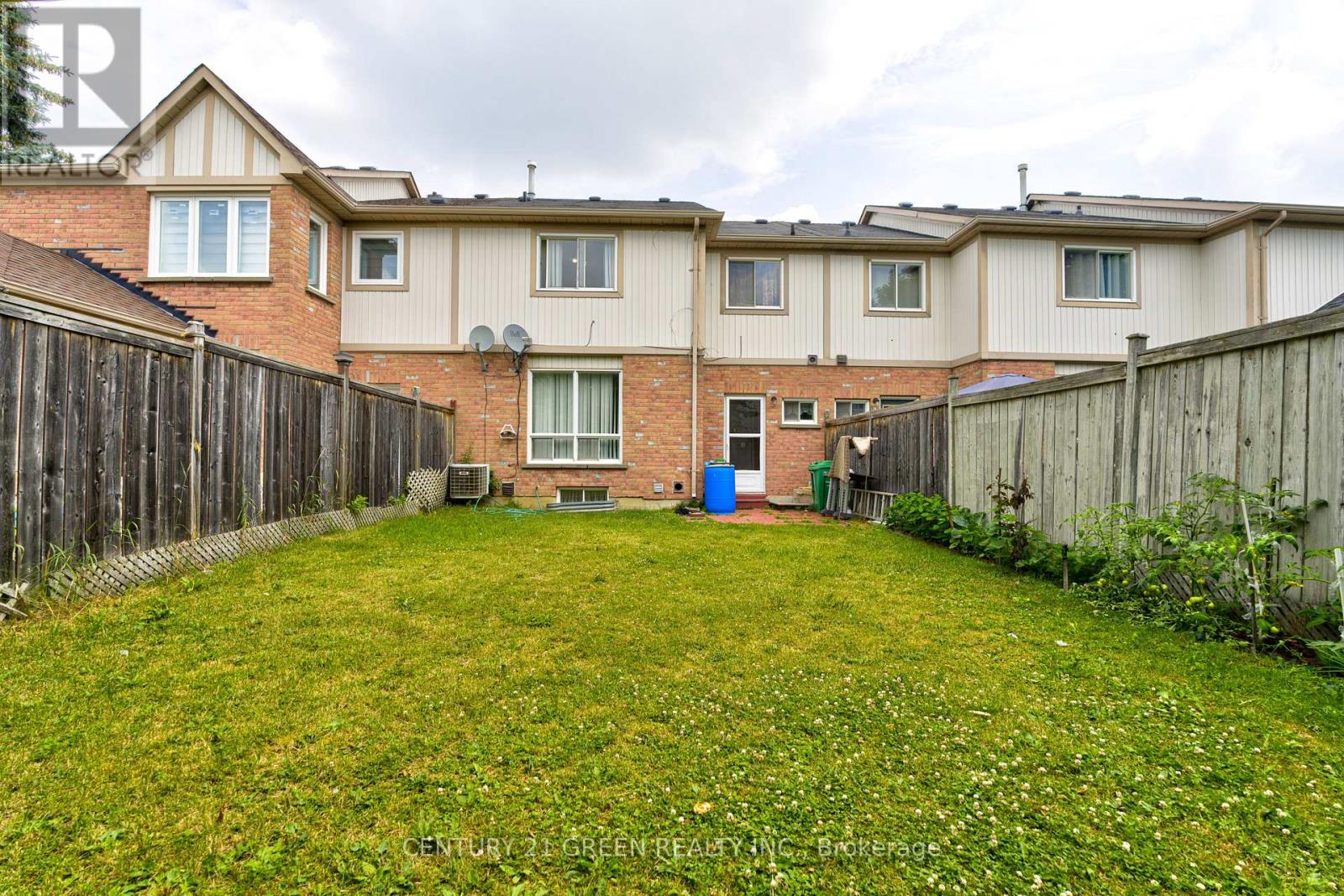 3 Desert Sand Drive, Brampton, Ontario  L6R 1P9 - Photo 33 - W13177156