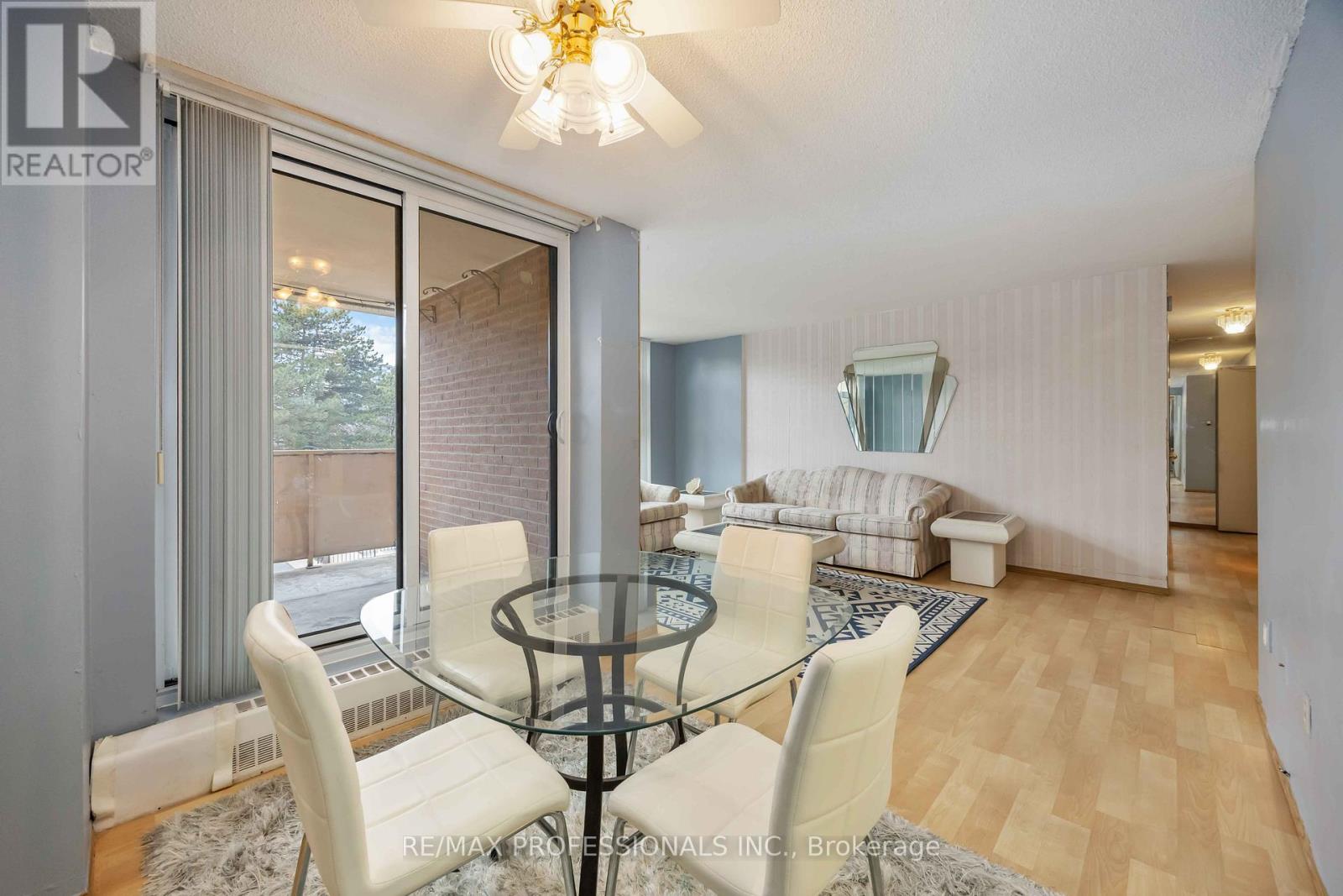 210 - 345 Driftwood Avenue, Toronto, Ontario  M3N 2P4 - Photo 6 - W13177198