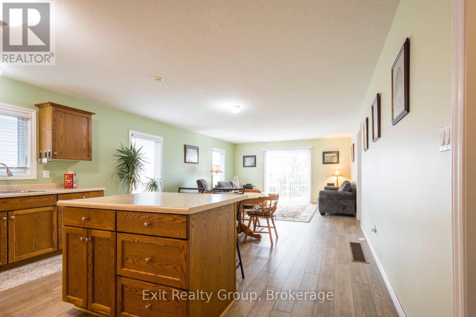 30 Aletha Drive, Prince Edward County, Ontario  K0K 3L0 - Photo 5 - X13177348