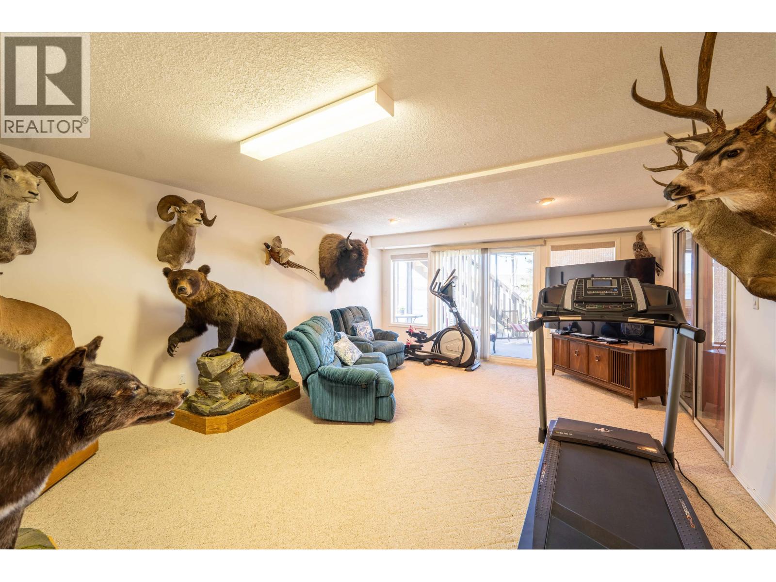 13499 Sunnyside Cove, Charlie Lake, British Columbia  V0C 1H0 - Photo 19 - R3128251
