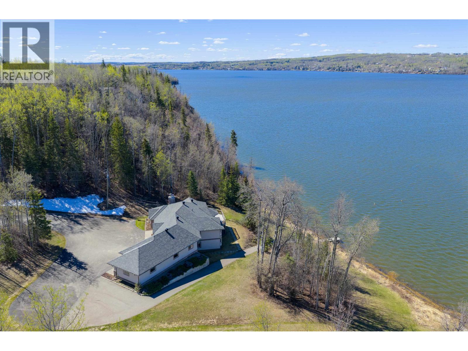 13499 Sunnyside Cove, Charlie Lake, British Columbia  V0C 1H0 - Photo 33 - R3128251