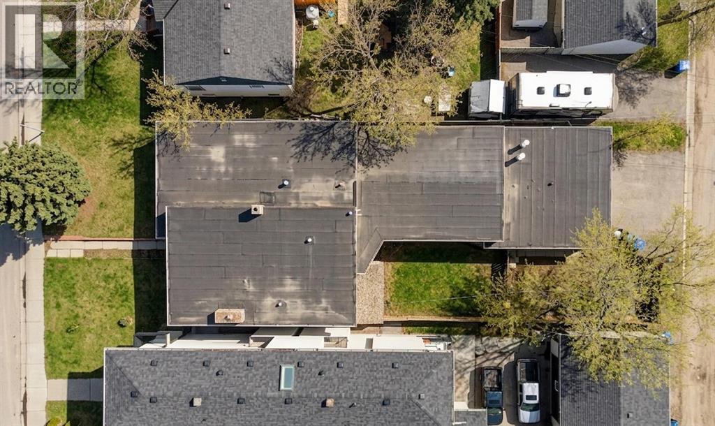 1708 29 Street SW, Calgary, Alberta  T3C 1M4 - Photo 3 - A2290538