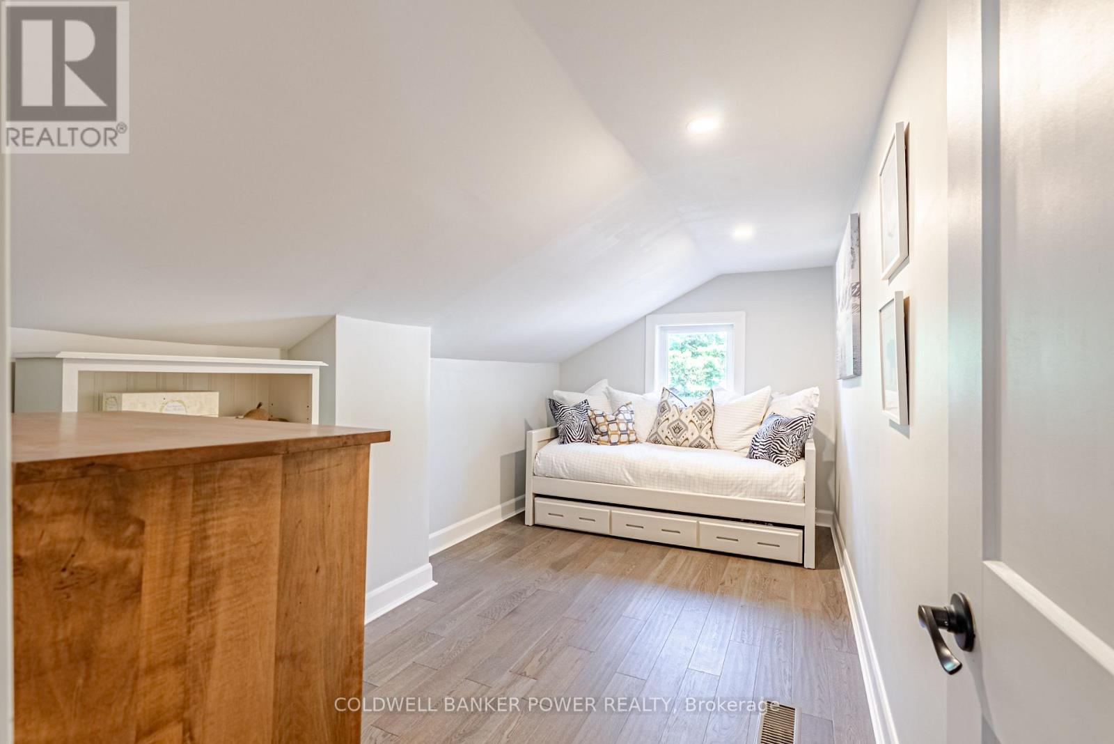 8584 Irish Drive, Strathroy-Caradoc, Ontario  N0L 1W0 - Photo 33 - X13177302
